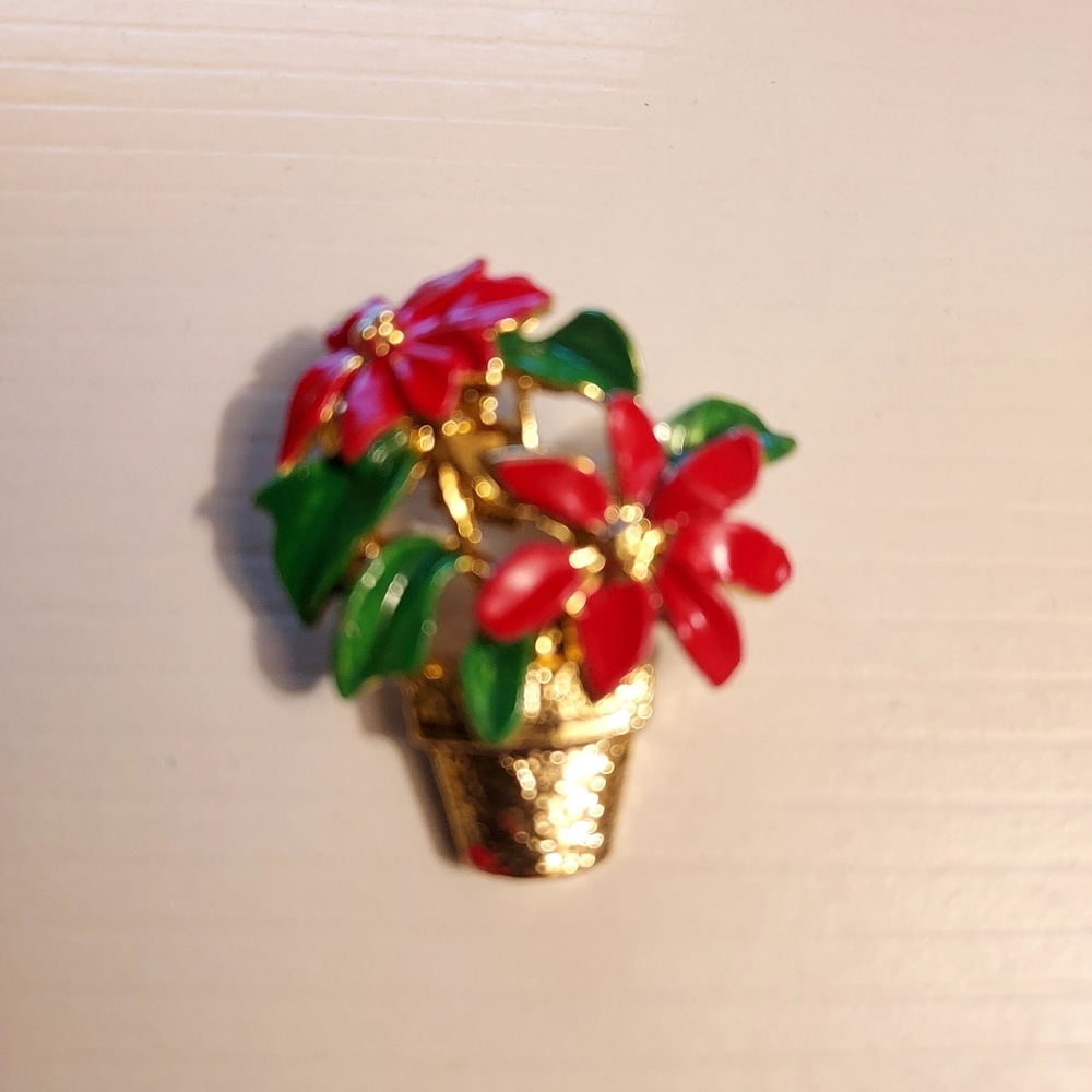 Avon Poinsettia Pot Small Christmas Brooch - Picture 6 of 6